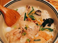-刀小蛮半只鸡过桥米线(家乐福四元桥店)
