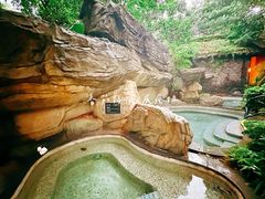 -海口观澜湖火山温泉谷