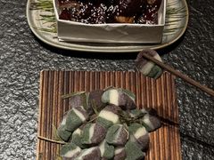 -三出山火锅(南京万象天地店)