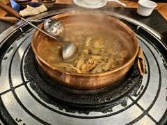 -阿山卓·野生菌火锅·纳西火塘烤肉