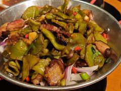干锅脆莴笋-莲餐厅·湖北菜·潜江小龙虾店(愚园路店)