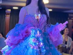 -金东尼人妖秀
