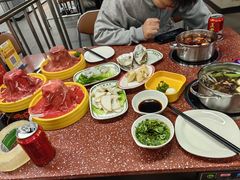 -四囍码头海鲜烧烤自助火锅(外滩南京东路悦荟广场店)