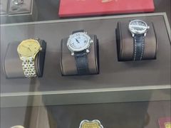 -江奢典汇·名包名表·黄金回收