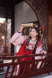 -梦回汉唐汉服旗袍体验馆(拙政园店)