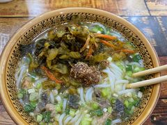 -正宗李家土鸡米线店