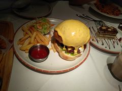 -阿妮叶李(光谷世界城店)