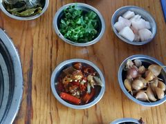 -抚仙湖老铜锅鱼(官南大道店)