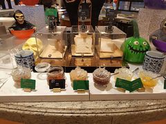 -咖啡苑自助餐厅·中国大饭店