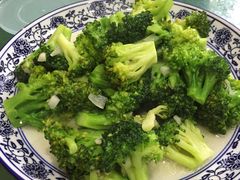 蒜蓉西兰花-北大地皖峰饭馆