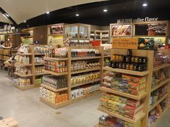 -诚品(信义店)