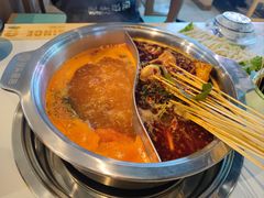 番茄鸳鸯锅-屋头串串(中海环宇城店)