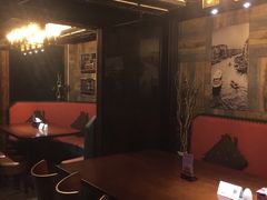 -谁的咖啡·简餐(甪直店)