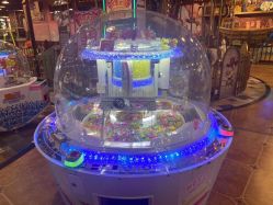 -卡通尼乐园(五彩世界店)