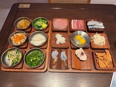 -银米·云南传统过桥米线(双廊黑金冠店)