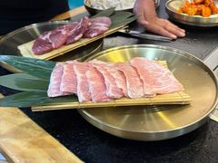 -臻牛烤肉