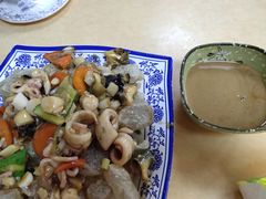 -乡府肉丁水饺(环山路店)