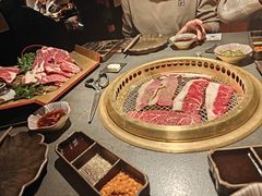 -铭牛烧肉·和牛海鲜自助(高新月牙湖店)