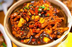 Spicy Chickens Feet Special