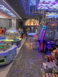 -卡通尼乐园(景枫中心店)