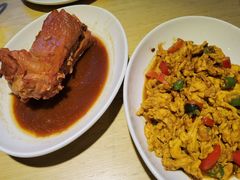 -关东小磨东北菜(上海长风大悦城店)
