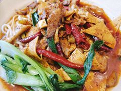 -方铲铲·成都板凳面(滨江银泰店)