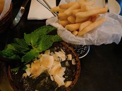 -1881 BY WATER LIBRARY(Central World)