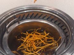 -龍歌自助小火锅(芝罘万达店)