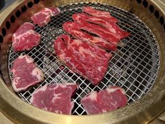 -铭牛烧肉·和牛海鲜自助(高新月牙湖店)