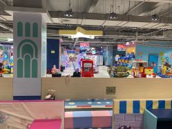 -利奥梦幻主题乐园(爱琴海购物公园店)