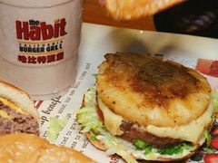 -The Habit Burger Grill 哈比特汉堡(复兴soho店)