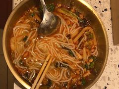 -雙冲柳州螺蛳粉&酸嘢&桂林米粉(簋街店)