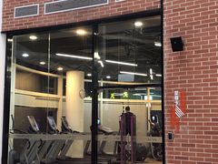 -一兆韦德健身(慧芝湖店)