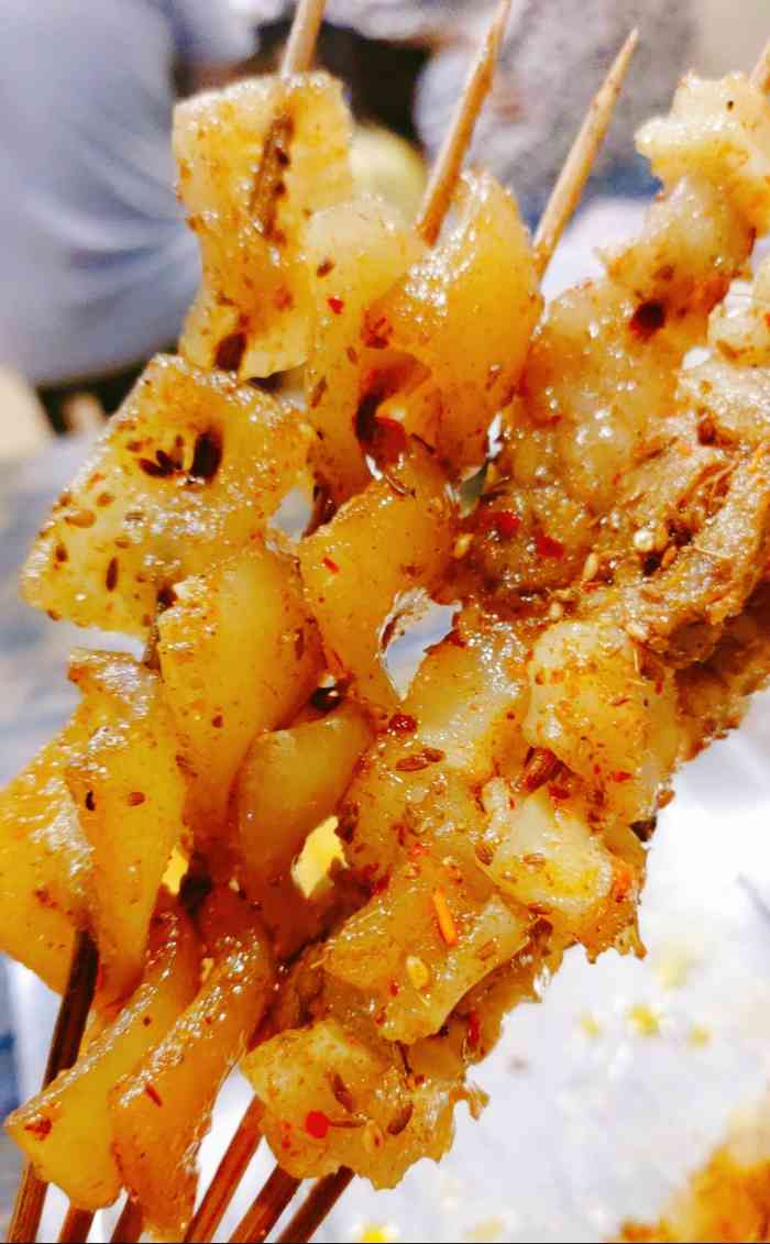 辉哥烧烤-"在大众点评搜到的,感觉不错就过来试试,其.