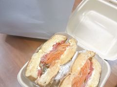 -HOLY BAGEL(苏河店)