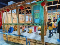 -成都星期8小镇(江宁南路店)