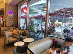 大堂-Tims天好咖啡·贝果(雁展路万象天地店)