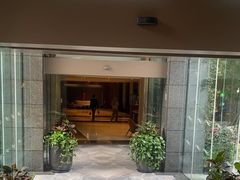 -上海虹桥祥源希尔顿酒店