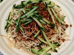 -肥肥虾庄·金牌油焖大虾(杨园滨江时代walk店)