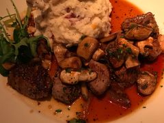 -The Cheesecake Factory(baldwin avenue)