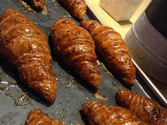 焦糖牛角酥-PAPER STONE BAKERY(天汇广场店)