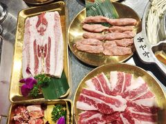 -哈哈碳都·牛肋条无限自助烤肉(台江万达店)