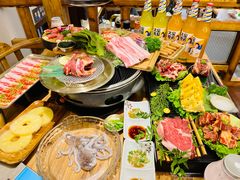 -青瓦餐厅·生鱼片·韩园烤肉(西塔店)