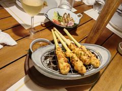 -三亚艾迪逊酒店·海滩烧烤 BARBACOA·现场乐队·浪漫晚餐·烧烤海鲜