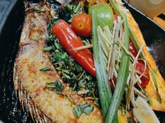 香茅草烤罗非鱼-云海肴·汽锅鸡·云南菜(天津国金汇店)