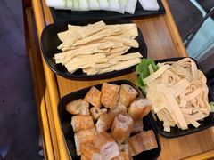 -捞围鲜·港式打边炉(海阳路店)