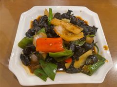 紫苏炒野生山坑螺-大唐靓汤江门私房菜(景田店)
