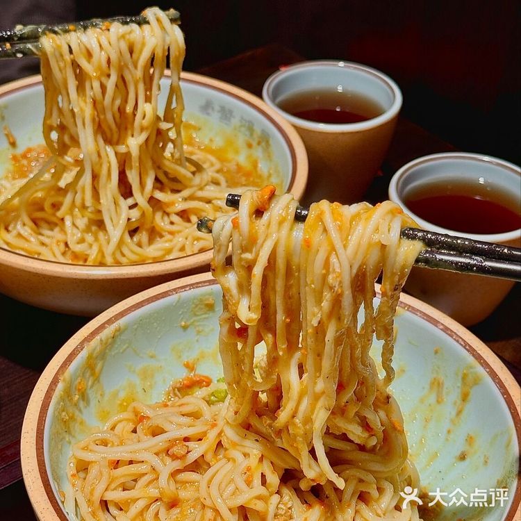 秋天的第一碗蟹黄面要来这家吃！