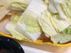 -运气牛自助酱大骨火锅(南京东路店)
