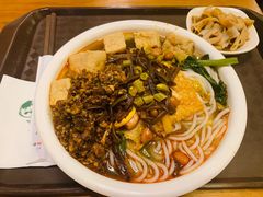 -水平有限螺蛳粉(宏达大厦店)